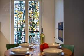 Canvas House Fragola Apartments