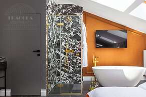 Canvas House Fragola Apartments