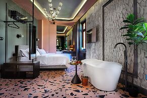 Canvas House Fragola Apartments