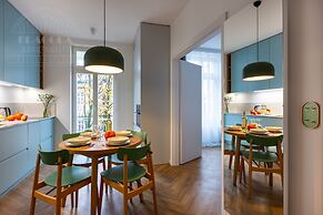 Canvas House Fragola Apartments