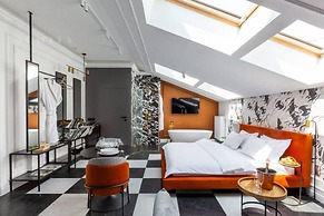 Canvas House by Fragola Collection