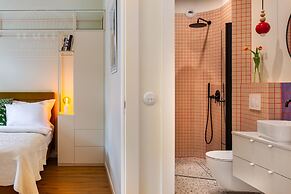 Canvas House Fragola Apartments