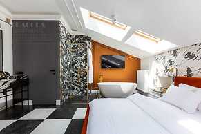 Canvas House by Fragola Collection