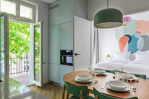 Canvas House by Fragola Collection