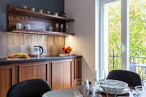 Canvas House Fragola Apartments