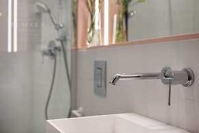 Canvas House Fragola Apartments