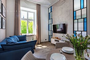 Canvas House Fragola Apartments