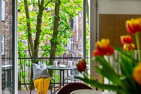 Canvas House Fragola Apartments