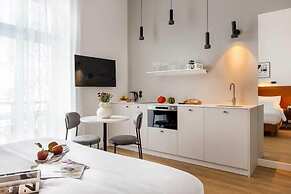 Canvas House Fragola Apartments