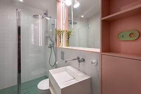 Canvas House Fragola Apartments