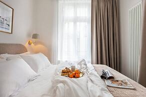 Canvas House by Fragola Collection