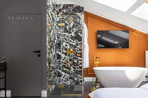 Canvas House by Fragola Collection