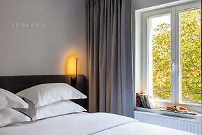 Canvas House Fragola Apartments