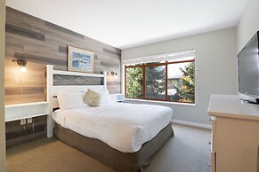 Whistler Vacation Club at Twin Peaks