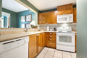 Whistler Vacation Club at Twin Peaks