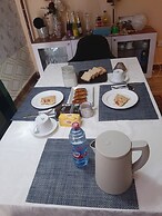 Nana Adu's Guesthouse