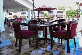 White Peacock Resort Mtwapa