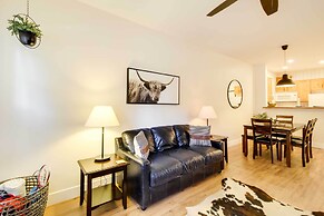 Rustic-chic Overgaard Condo w/ Fishing Pond!