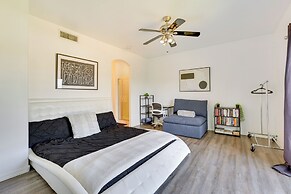 Rooftop Patio, Skyline Views: Phoenix Townhome!