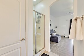 Rooftop Patio, Skyline Views: Phoenix Townhome!