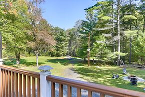 Glen Spey Cabin With Deck: 1 Mi to Mohican Lake!