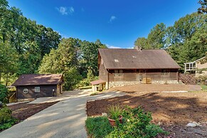 Cozy, Pet-friendly Retreat in Hickory w/ Fire Pit!