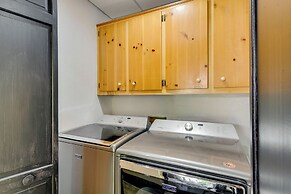 Cozy, Pet-friendly Retreat in Hickory w/ Fire Pit!