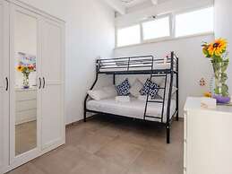 Relais Torre Chianca With Climate, Parking, Wi-fi & Panoramic Rooftop