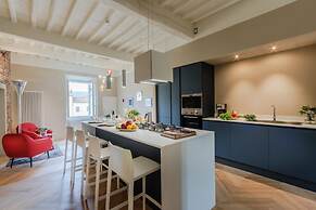 Casa Pino in Lucca With 2 Bedrooms and 2 Bathrooms