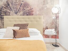 Venice Grand Canal Style Apt 1 by Wonderful Italy