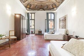 Venice Luxury Palace 12 by Wonderful Italy