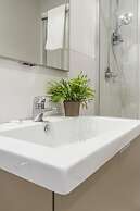 Accademia Charm 4 by Wonderful Italy