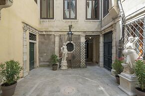 Tintoretto Style 5 by Wonderful Italy