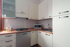 Venice Grand Canal Style Apt 2 by Wonderful Italy