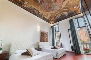 Venice Luxury Palace 3 by Wonderful Italy