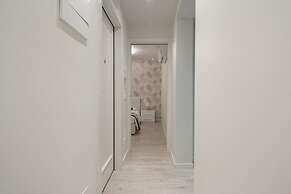 San Marco Style Canal View Apt 1 by Wonderful Italy