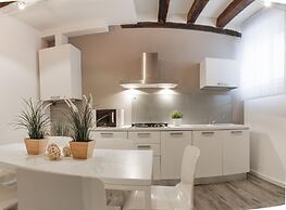 Rialto Project Apartment 5 by Wonderful Italy