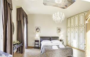 San Marco Deluxe Canal View Balcony by Wonderful Italy