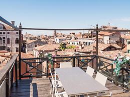 Venice Luxury Palace 9 by Wonderful Italy