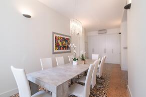 Best Rialto Palace 2 by Wonderful Italy