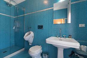 Best Rialto Palace 2 by Wonderful Italy