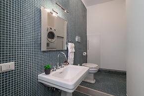 Best Rialto Palace 2 by Wonderful Italy