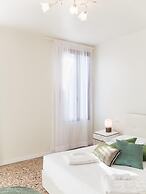 San Marco Penthouse by Wonderful Italy