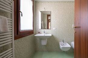 Herion Palace Apt 3 by Wonderful Italy