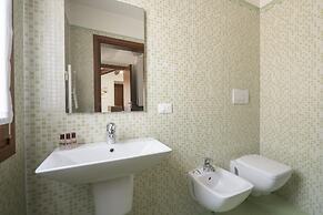 Herion Palace Apt 3 by Wonderful Italy