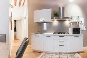 Rialto Project Apartment 2 by Wonderful Italy