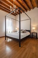 Herion Palace Apt 2 by Wonderful Italy