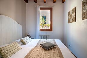 Herion Palace Apt 2 by Wonderful Italy