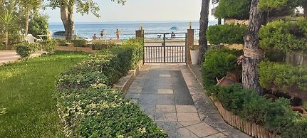 Bay Beach Maisonette