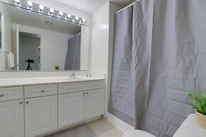 Upscale Apartments in Crystal City